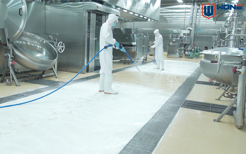 how does the meat industry use the cleaning system